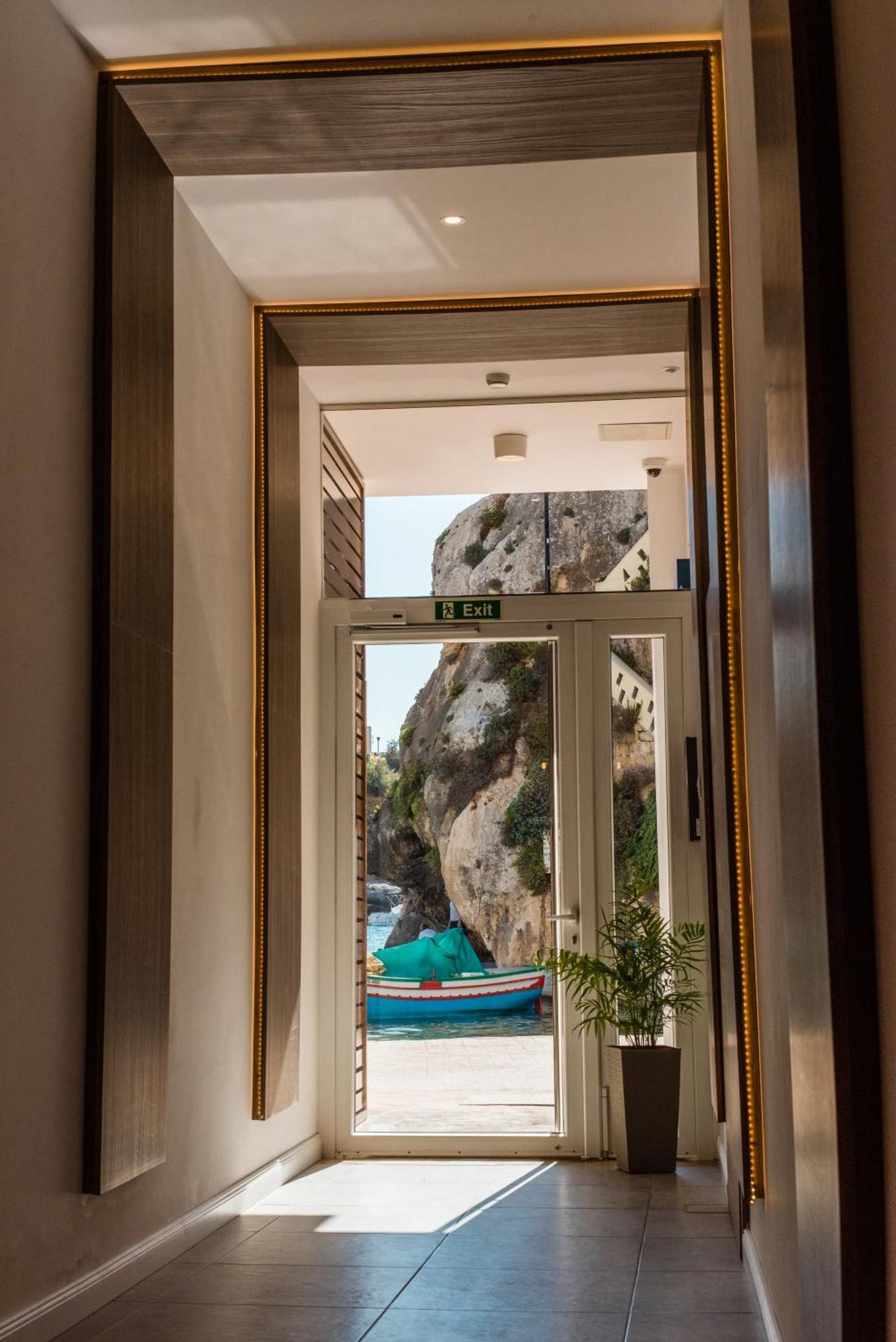 Blu Waters Boutique Hotel Xlendi Exterior foto